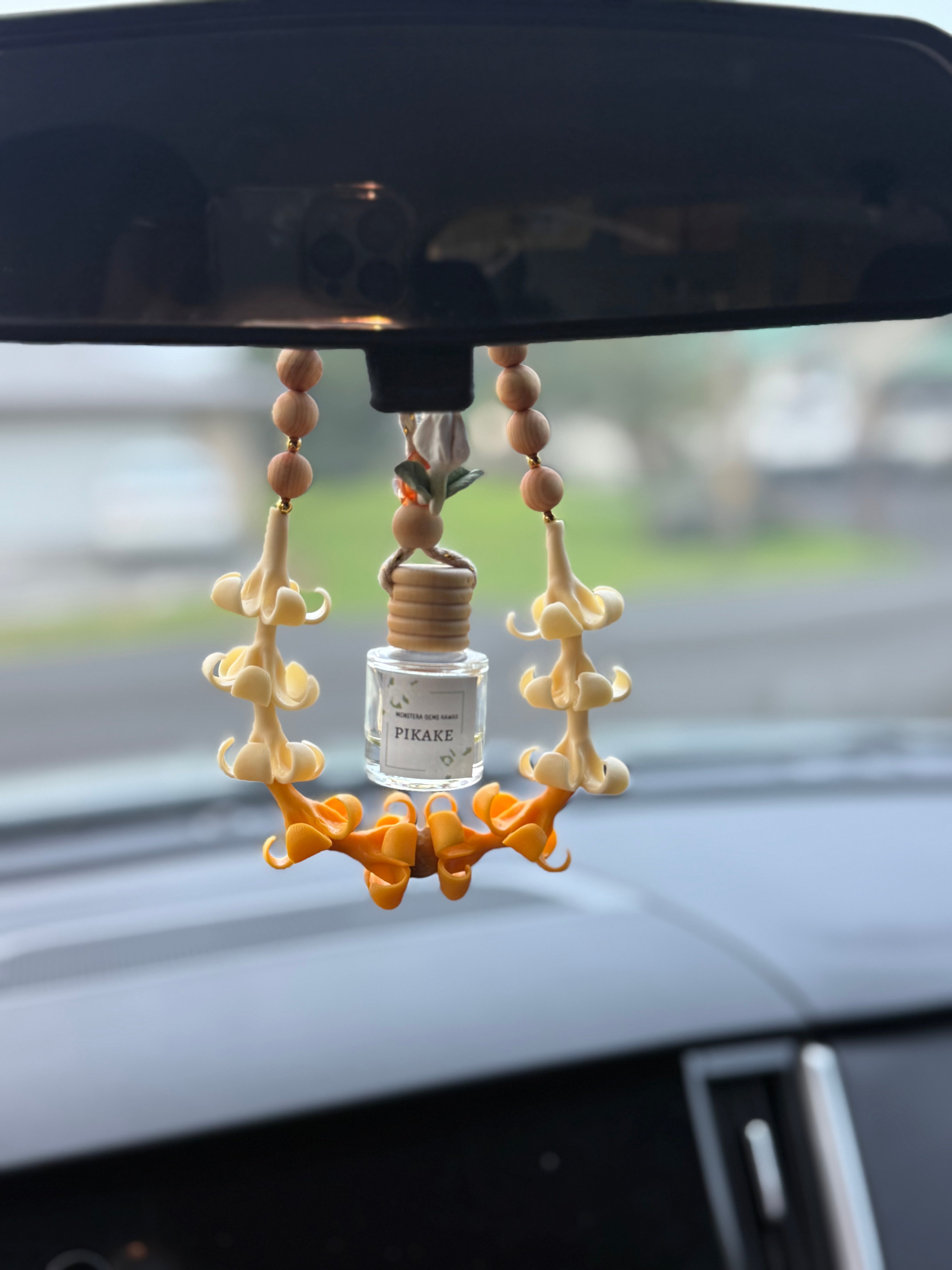Car Lei with Sandalwood Beads