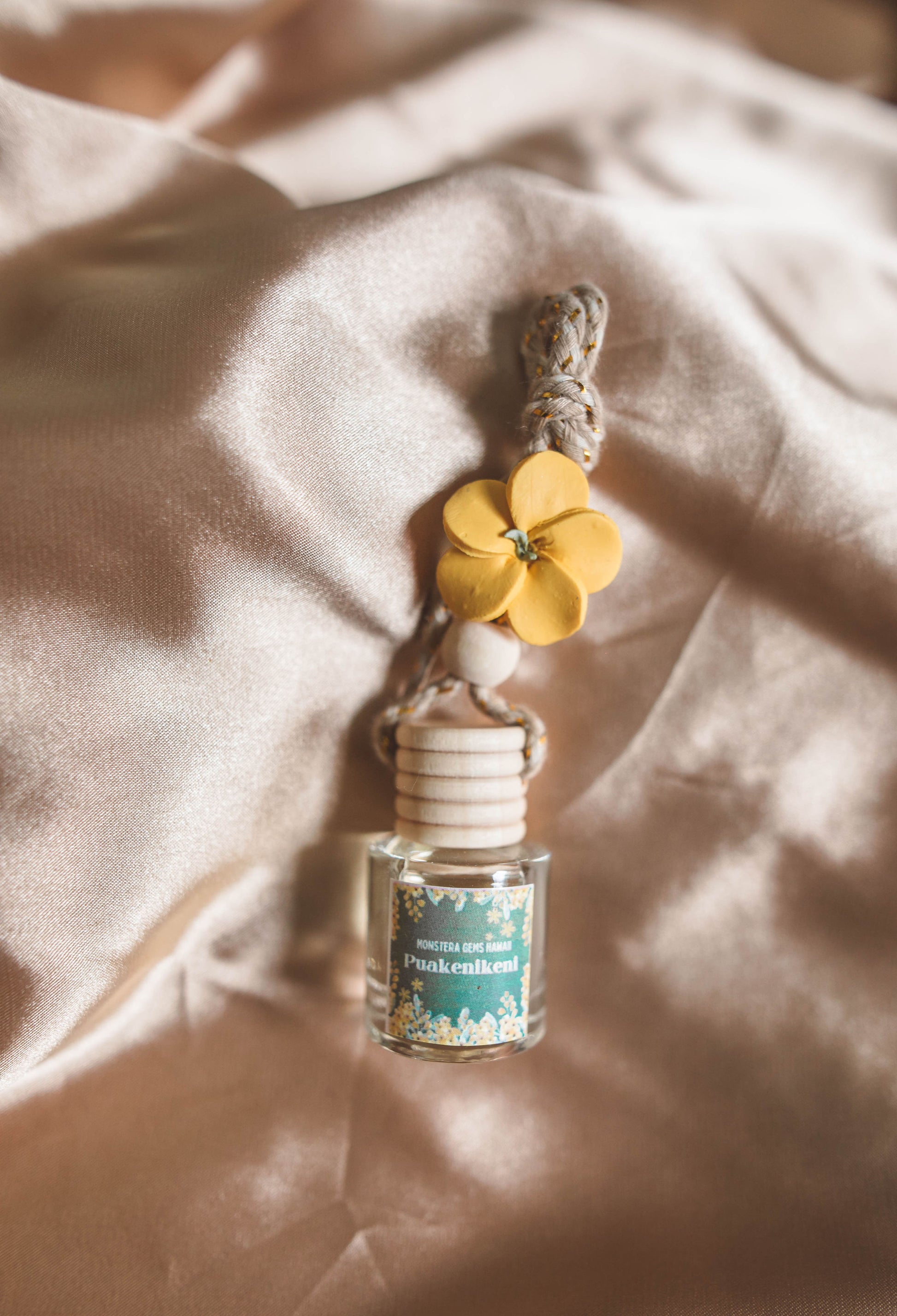 monstera perfume Pua Collection