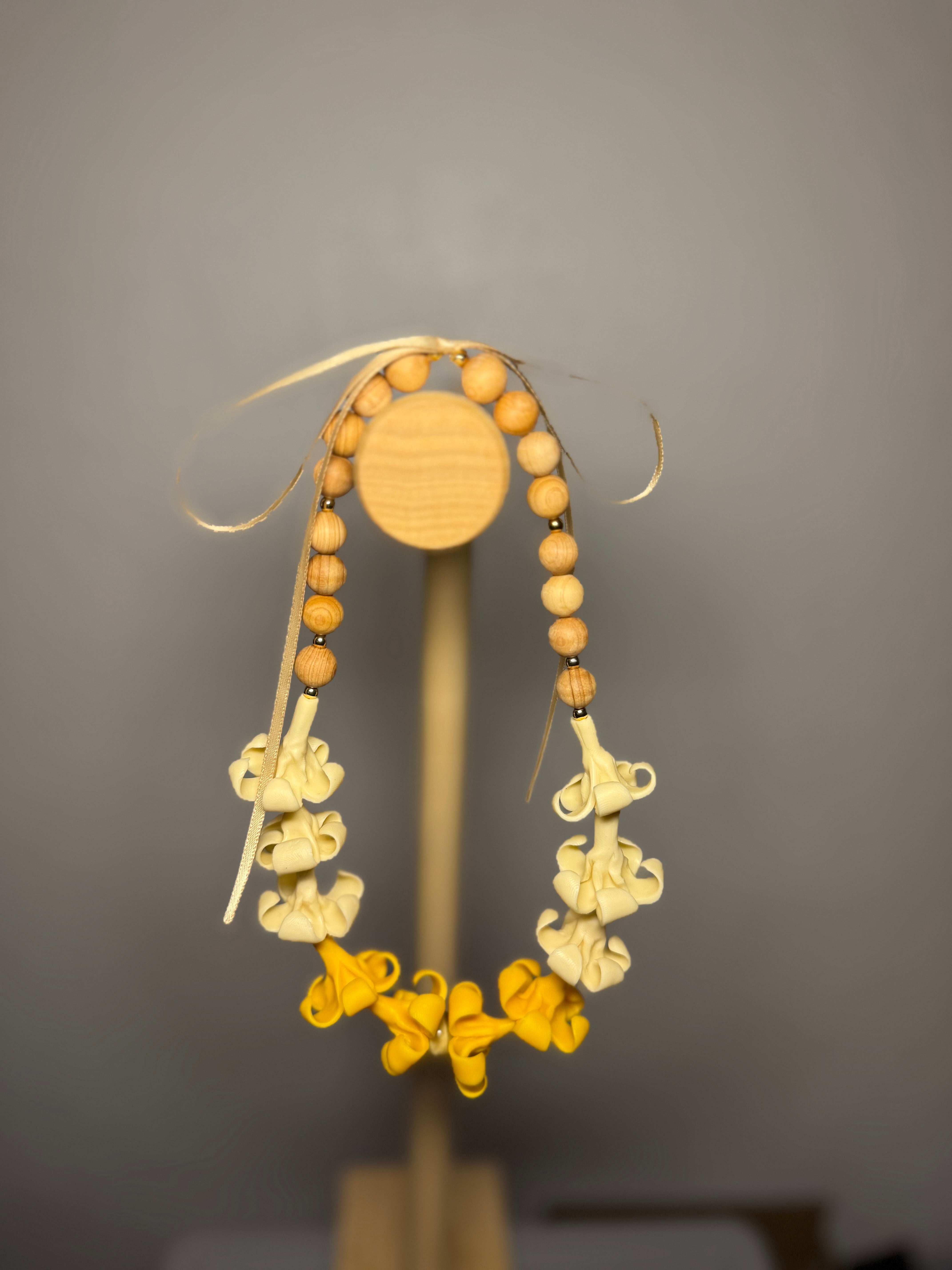 Car Lei with Sandalwood Beads