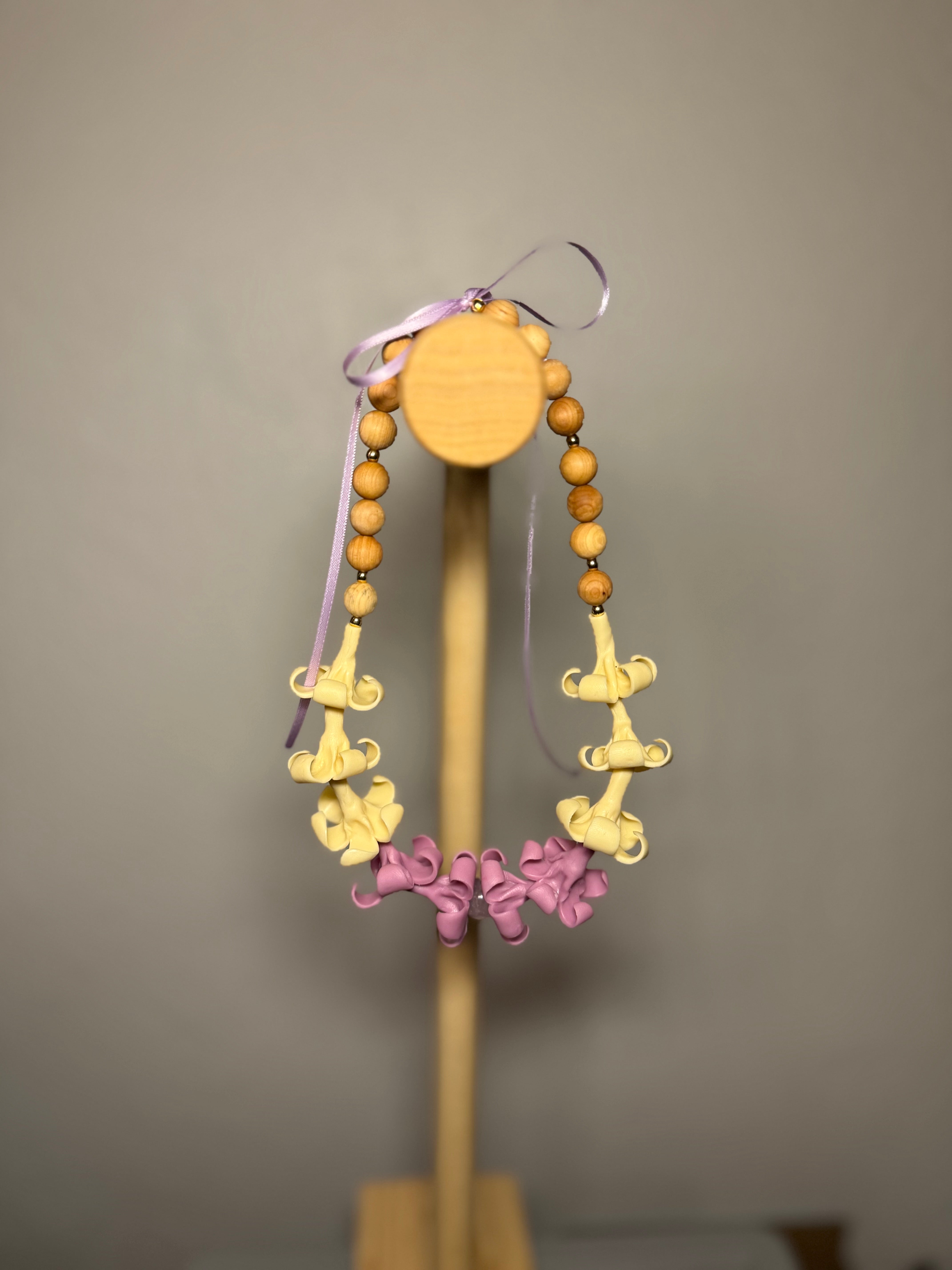 Car Lei with Sandalwood Beads